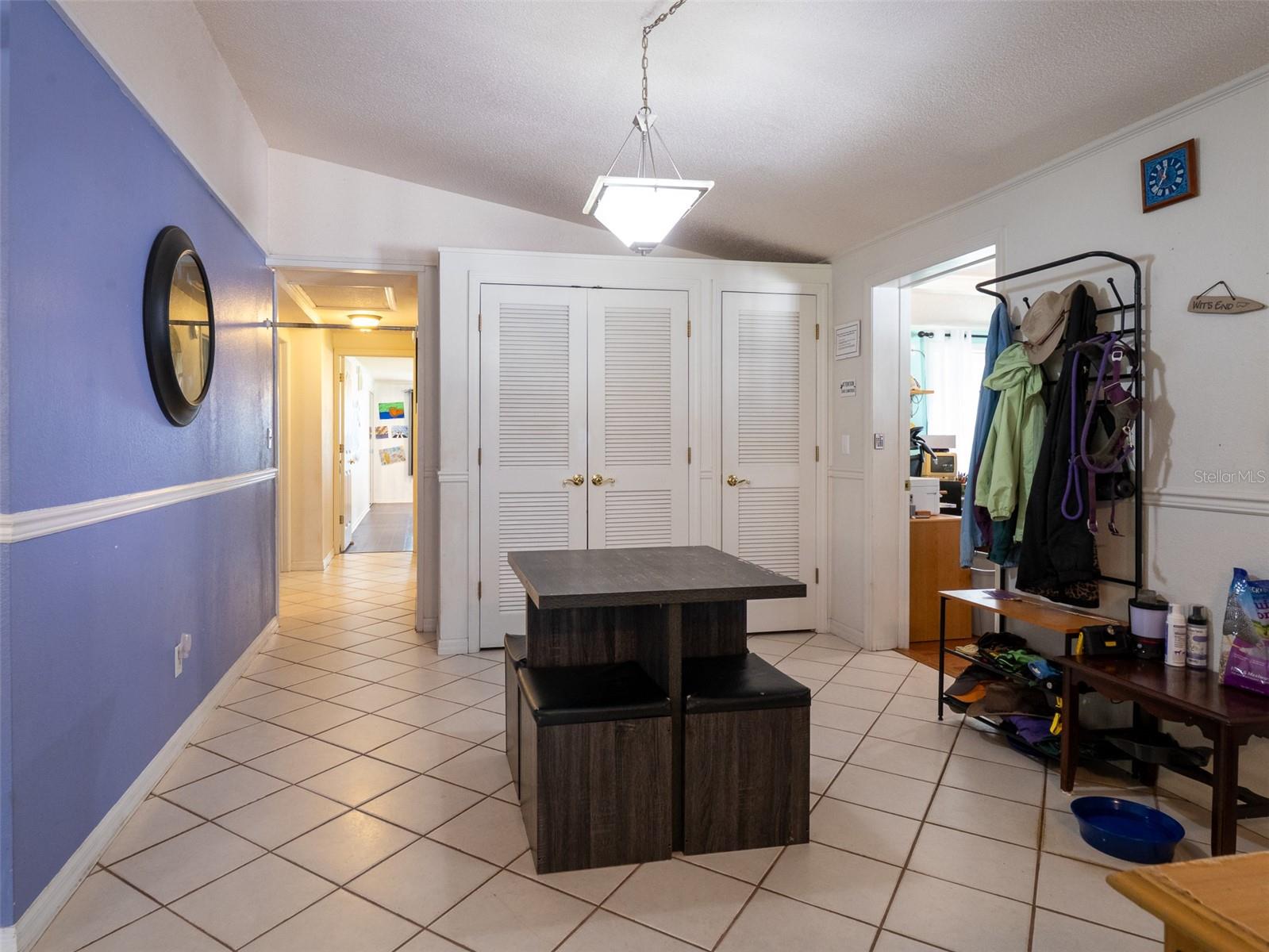Image 9 of 48 For 7122 164th Street