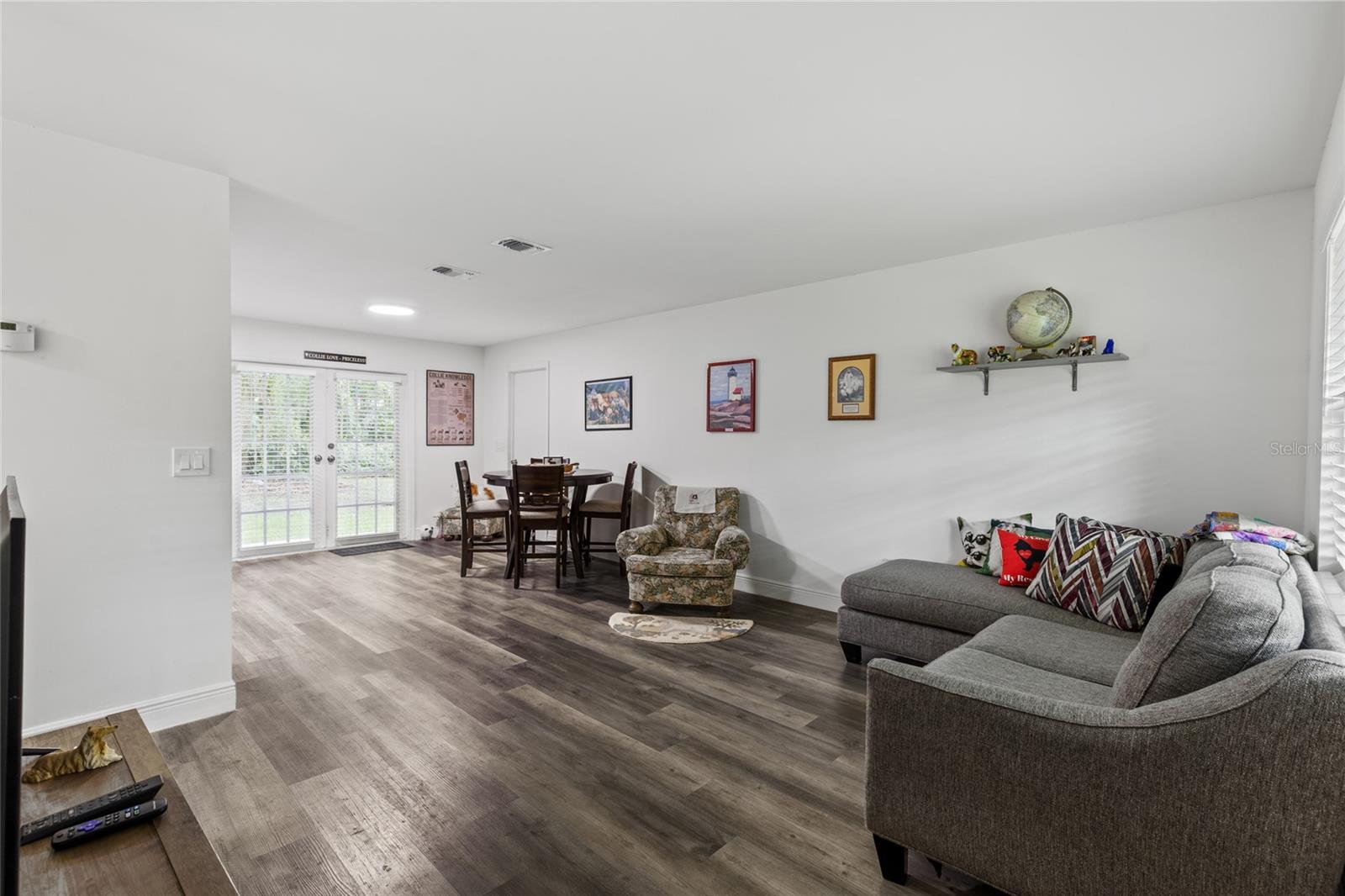 Image 4 of 22 For 13613 147th Avenue