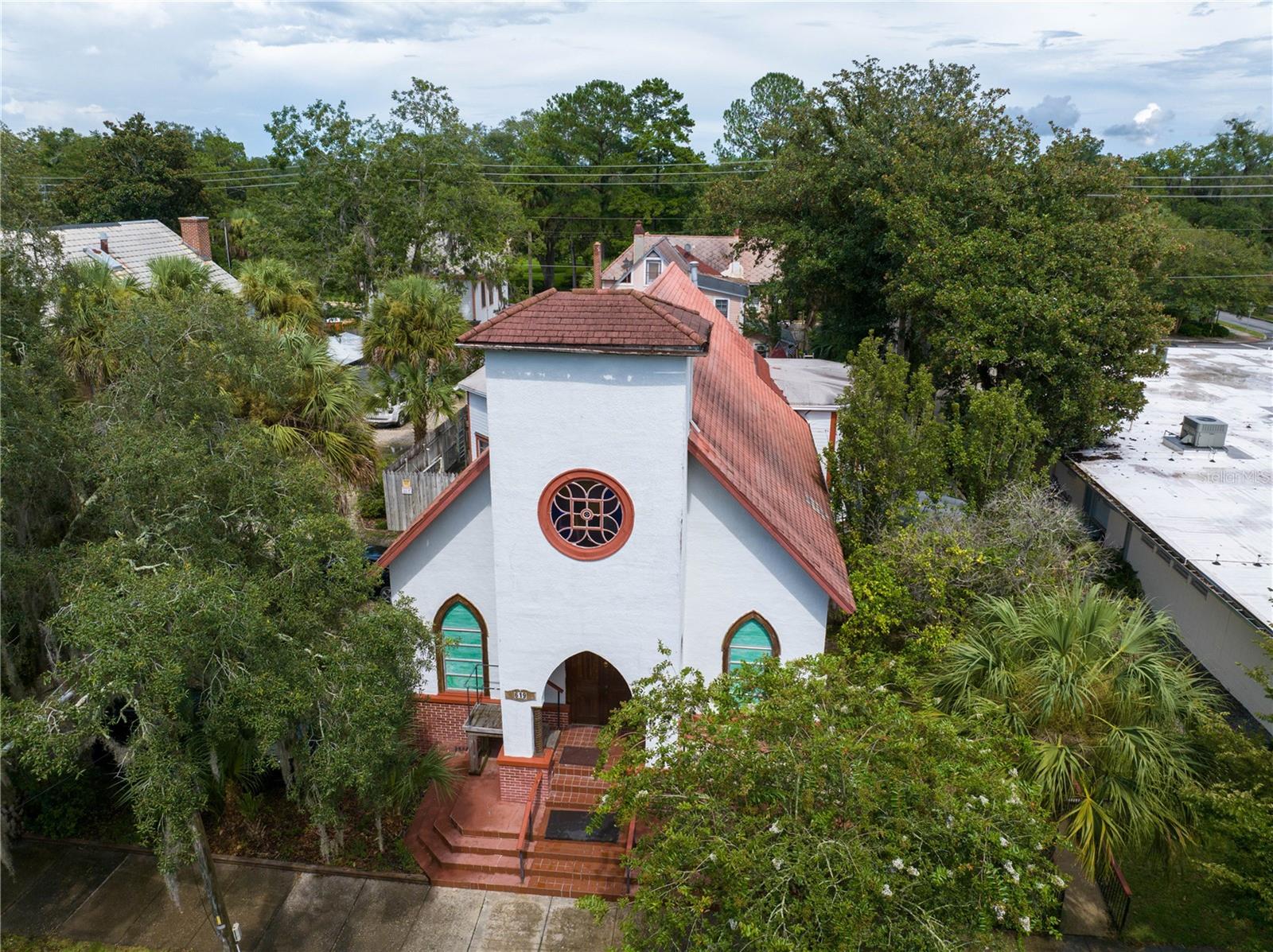 Image 2 of 9 For 619 1st Street
