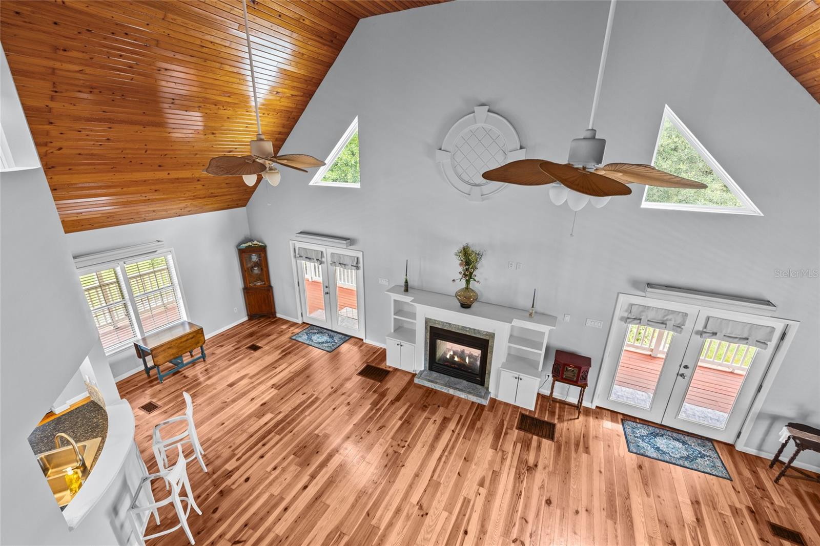 Image 12 of 38 For 9919 136th Street