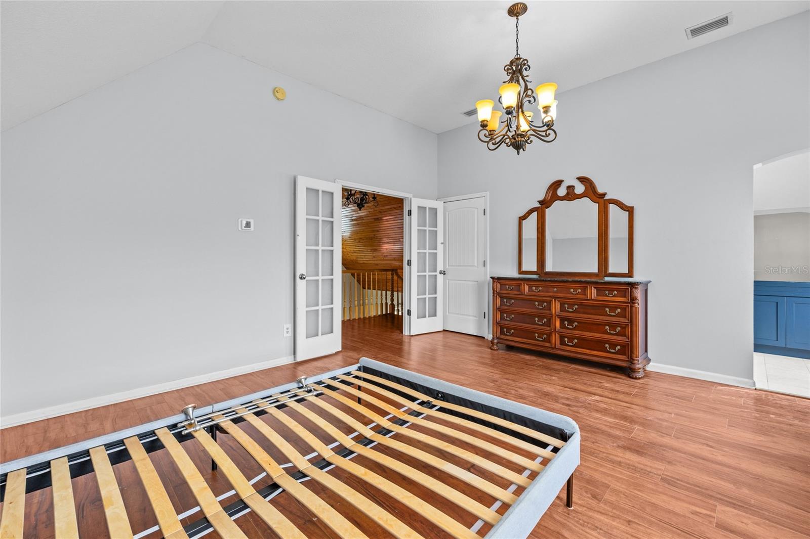 Image 16 of 38 For 9919 136th Street