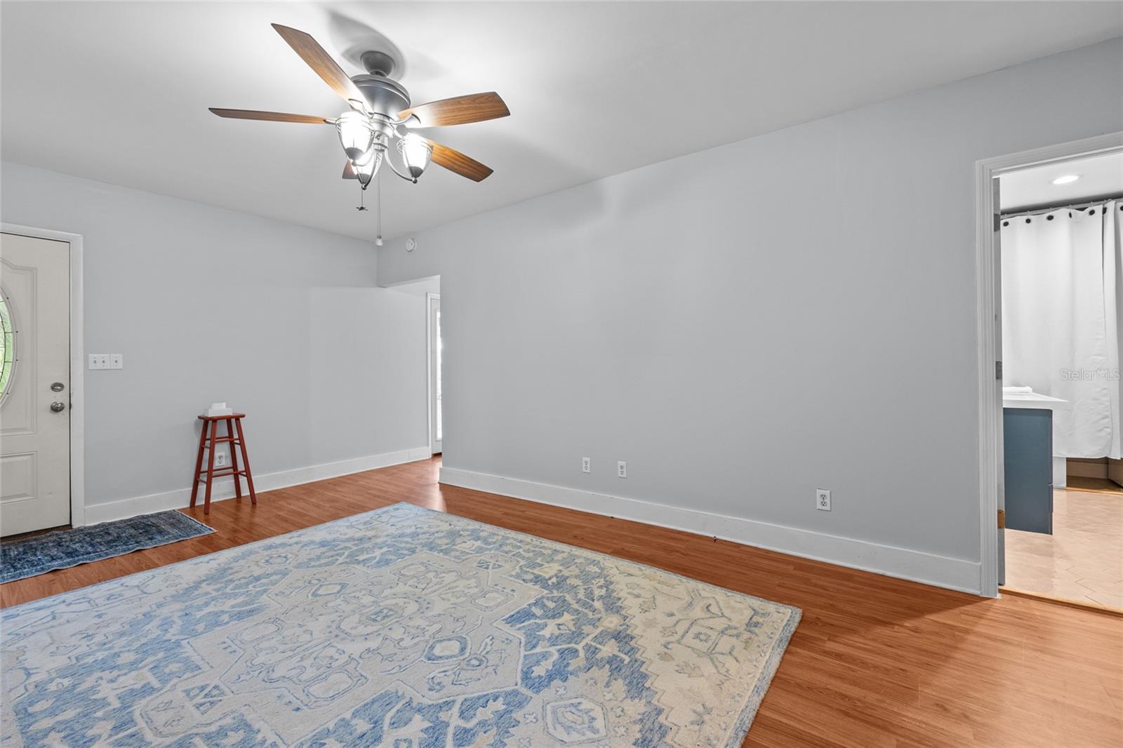 Image 22 of 38 For 9919 136th Street