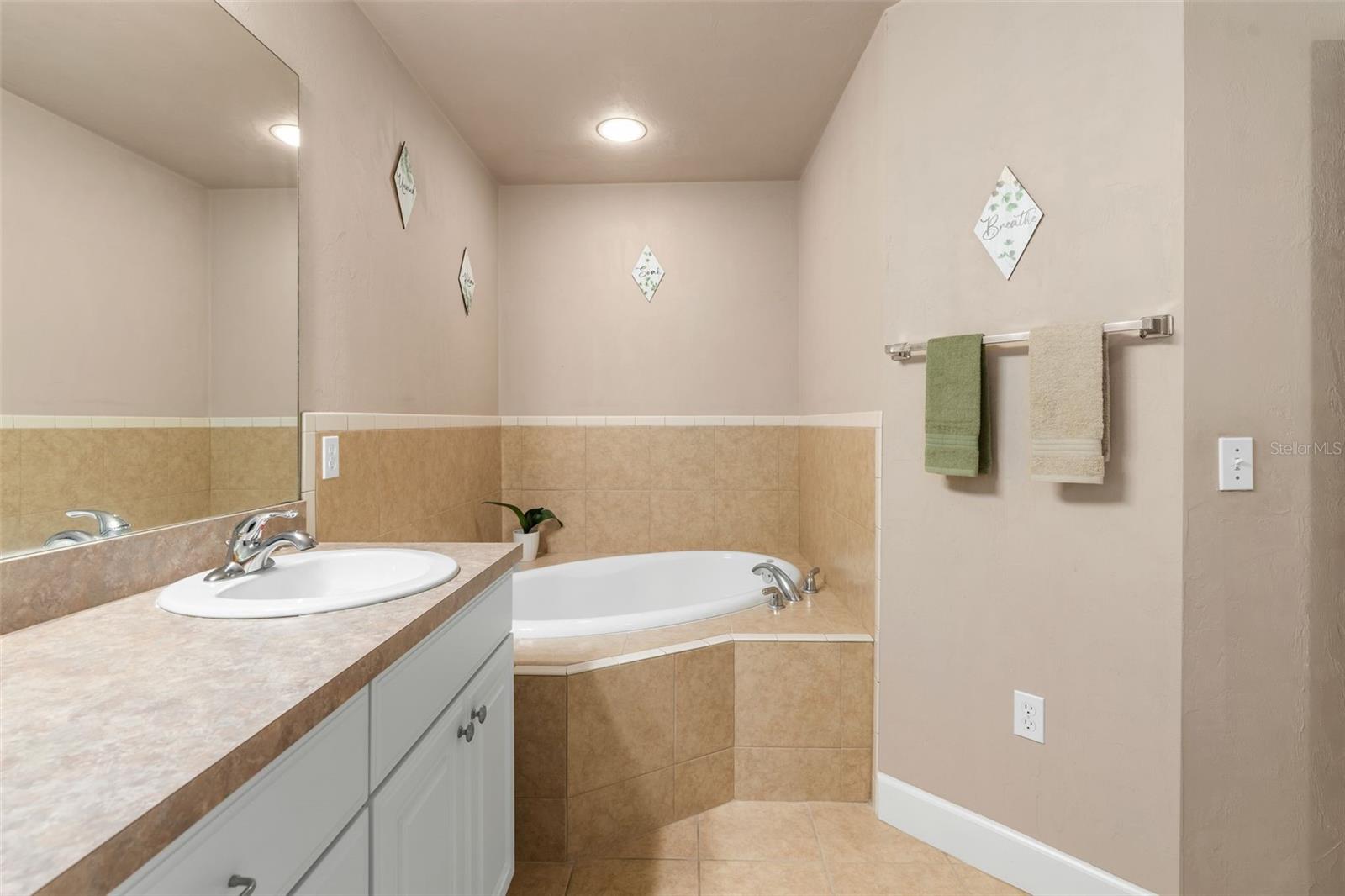 Image 17 of 42 For 6194 118th Place