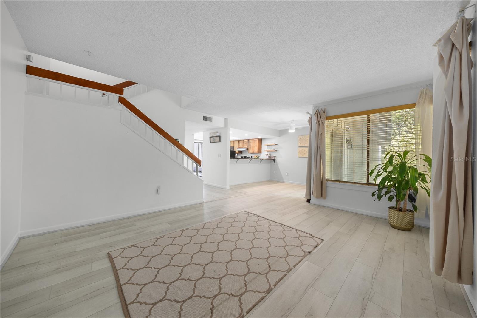 Image 10 of 37 For 2496 Forest Way