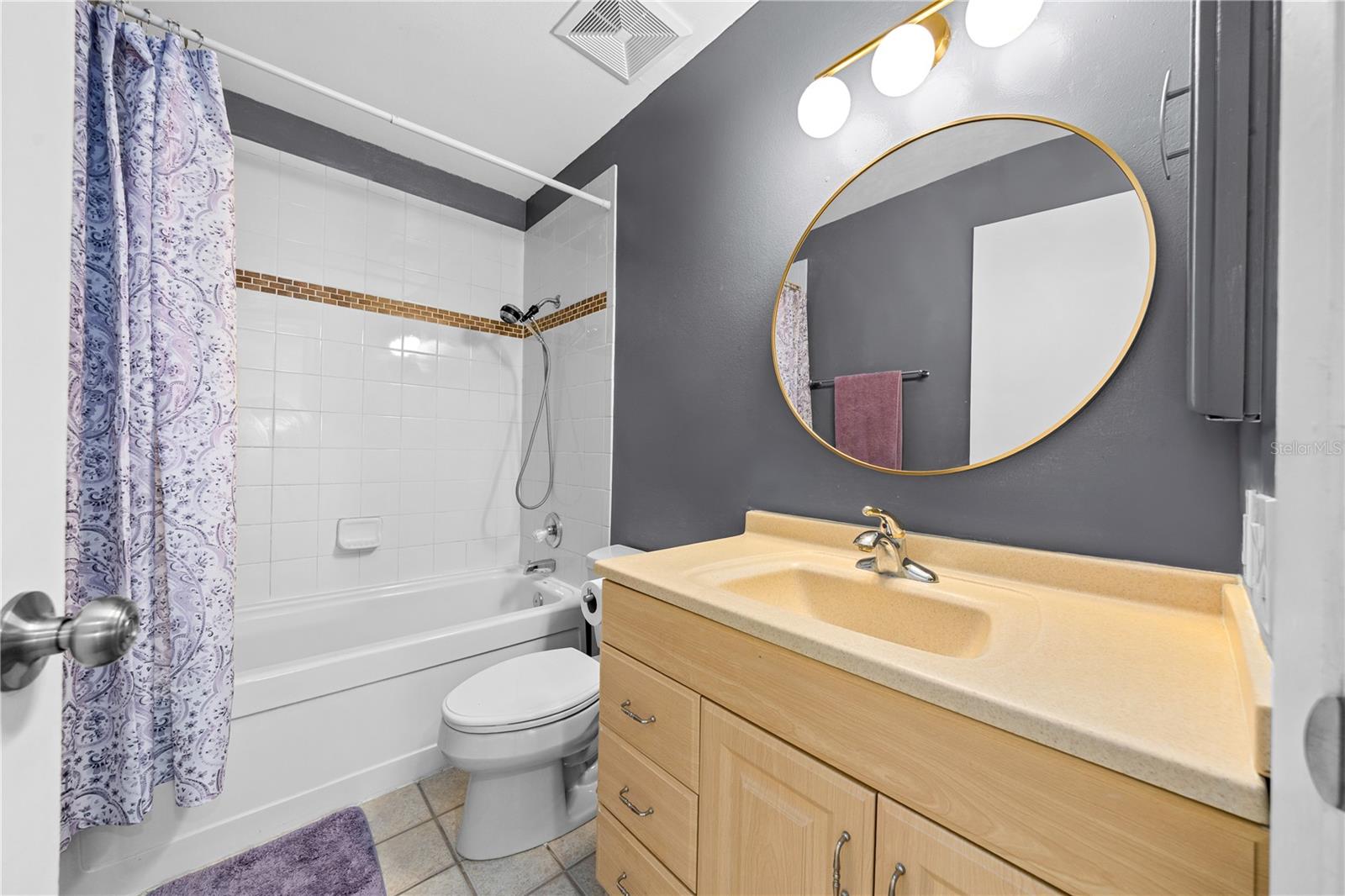 Image 14 of 37 For 2496 Forest Way