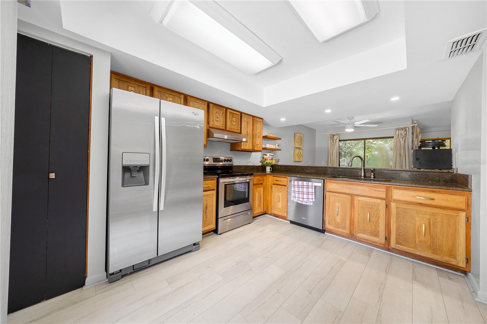 Image 6 of 37 For 2496 Forest Way