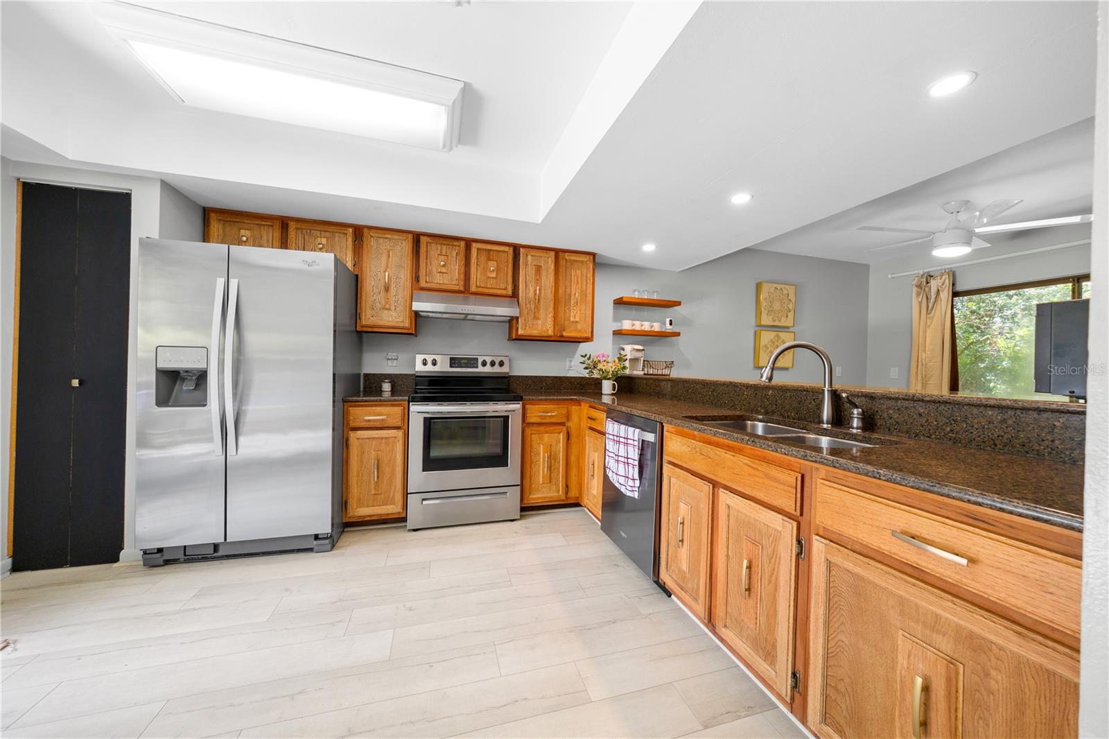 Image 7 of 37 For 2496 Forest Way