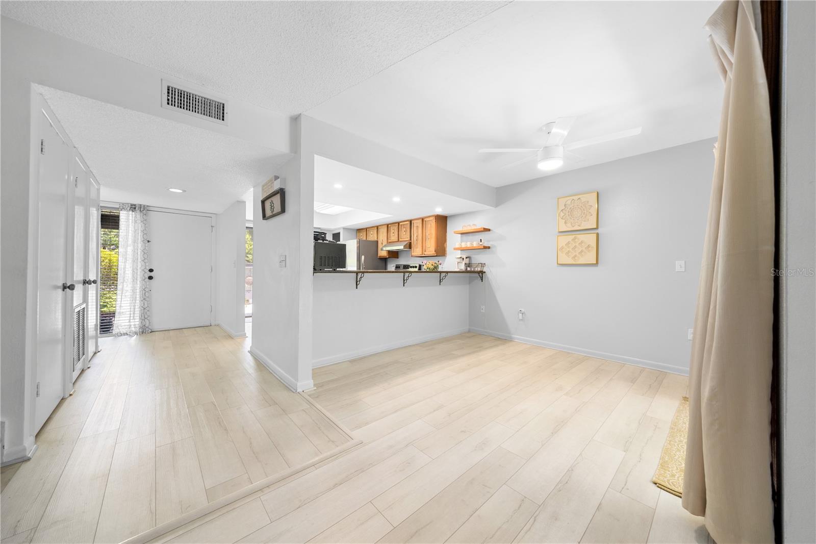 Image 8 of 37 For 2496 Forest Way