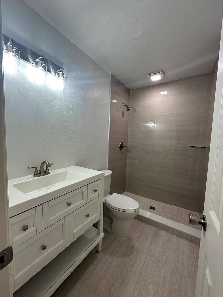 Image 14 of 28 For 2630 14th Drive 127