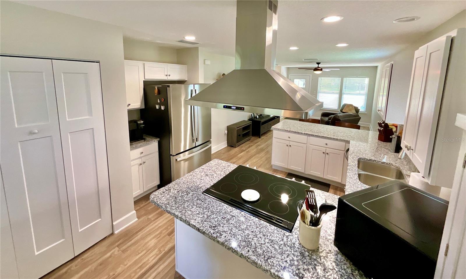 Image 11 of 56 For 1506 4th Avenue