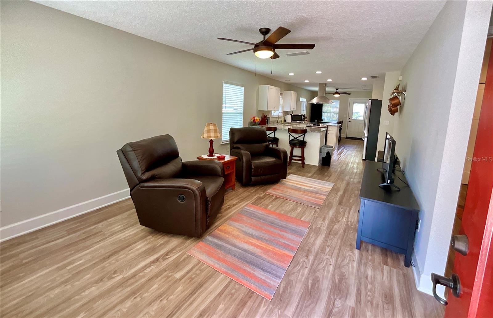 Image 3 of 56 For 1506 4th Avenue