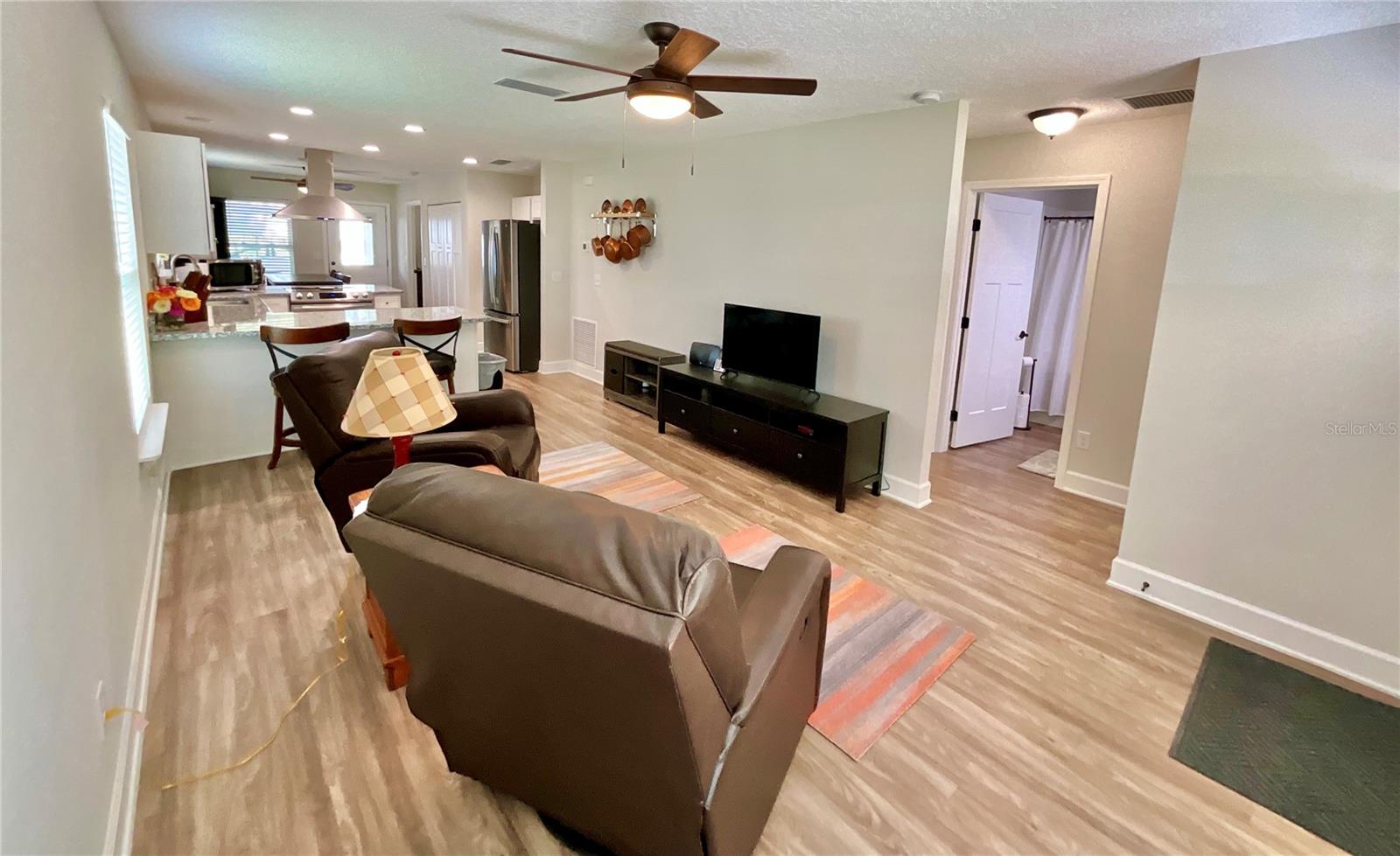 Image 4 of 56 For 1506 4th Avenue