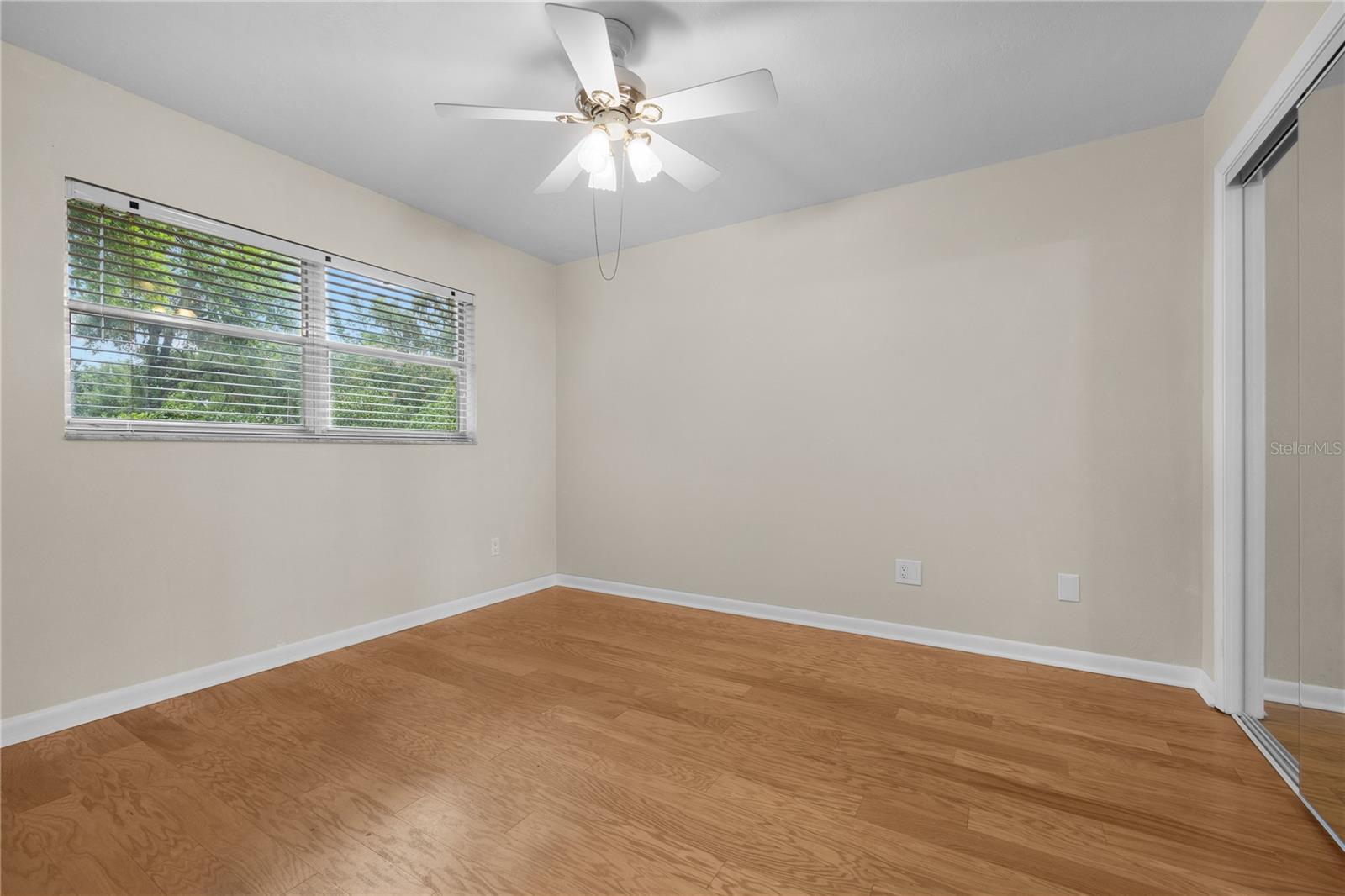 Image 17 of 35 For 2606 37th Terrace