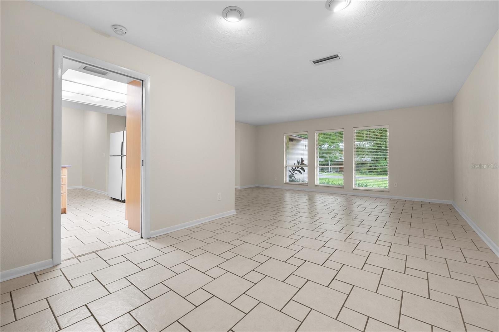 Image 4 of 35 For 2606 37th Terrace