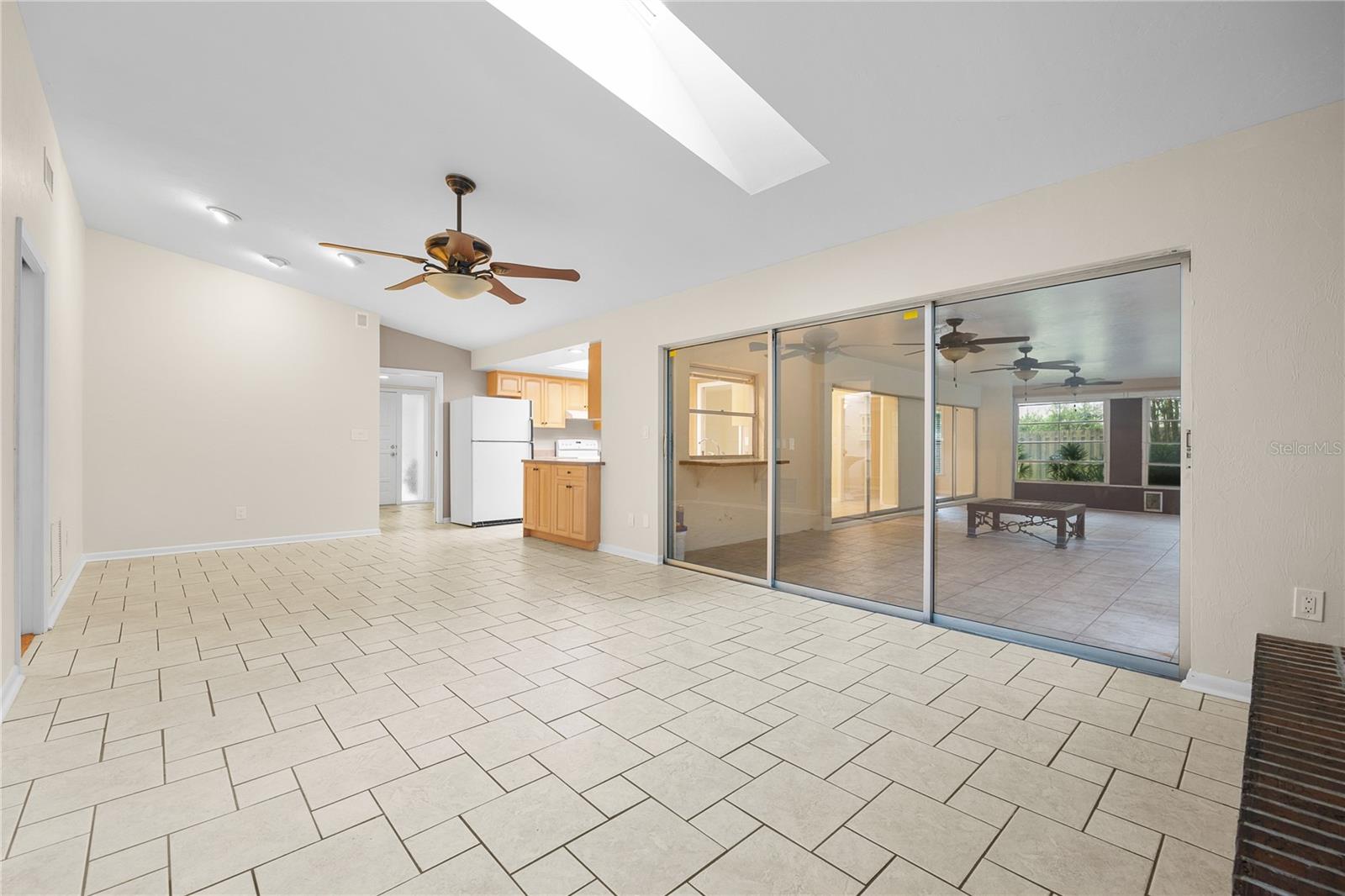 Image 7 of 35 For 2606 37th Terrace