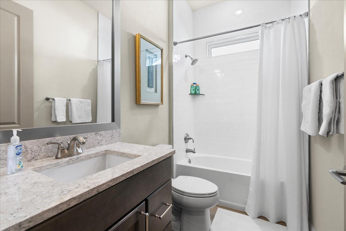 Image 30 of 49 For 11015 38th Boulevard