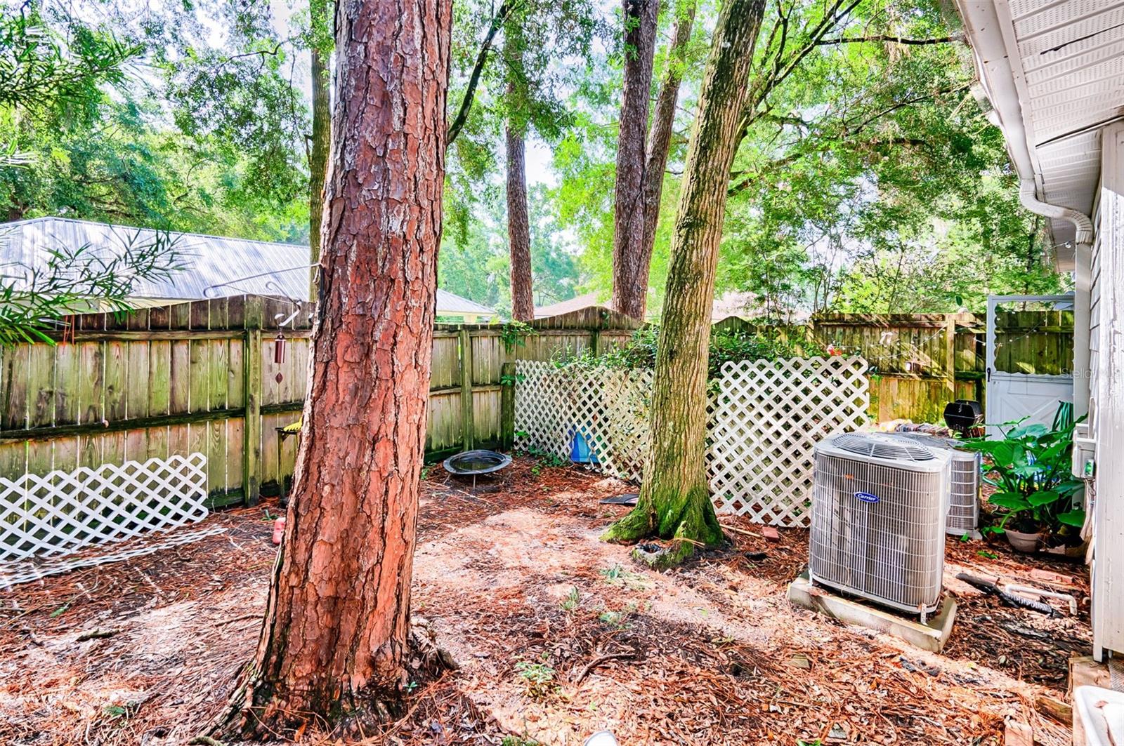 Image 16 of 19 For 2305 73rd Terrace