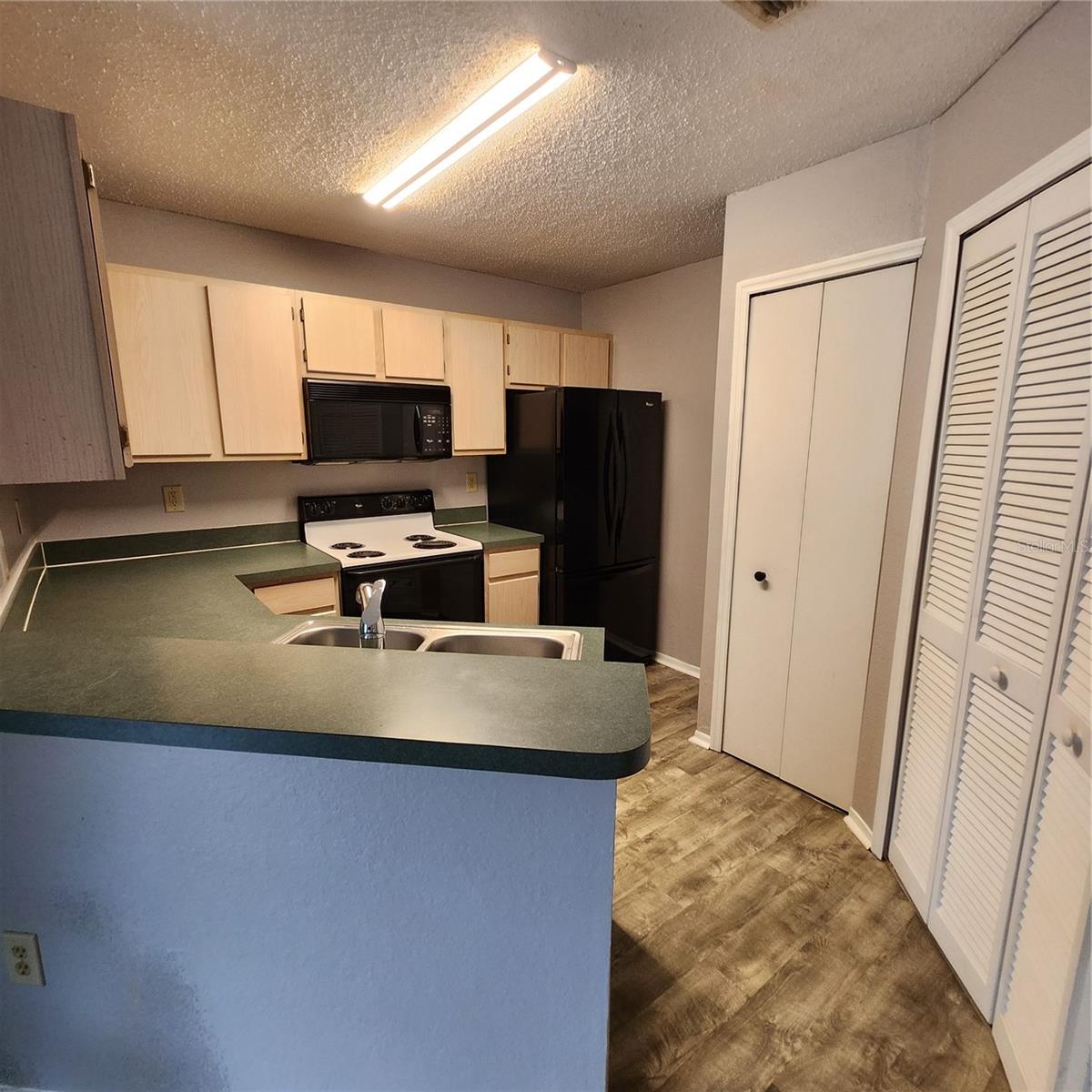 Image 5 of 35 For 3705 27th Street 1013