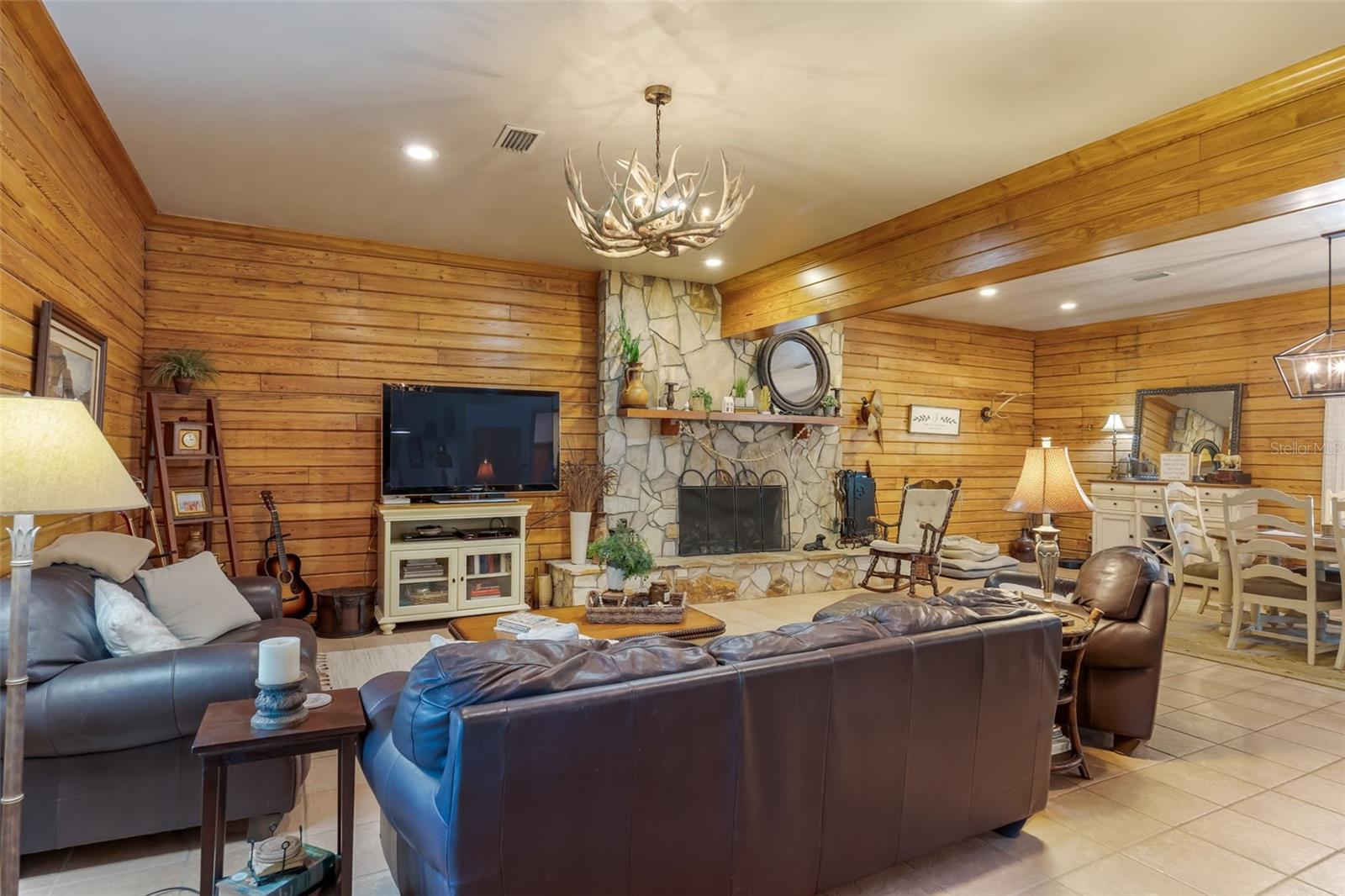 Image 17 of 75 For 3771 184th Street