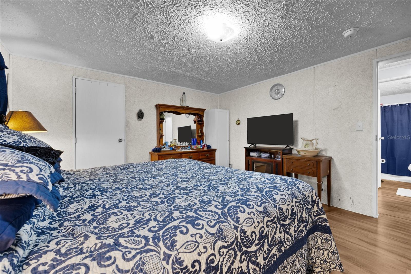 Image 23 of 34 For 670 Bethlehem Avenue
