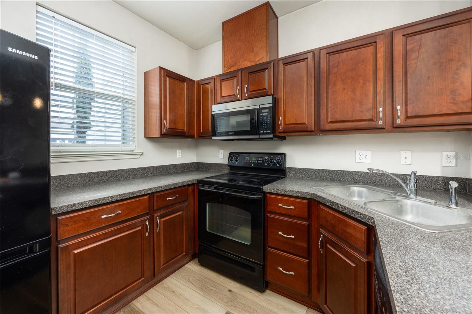 Image 9 of 29 For 5120 21st Drive