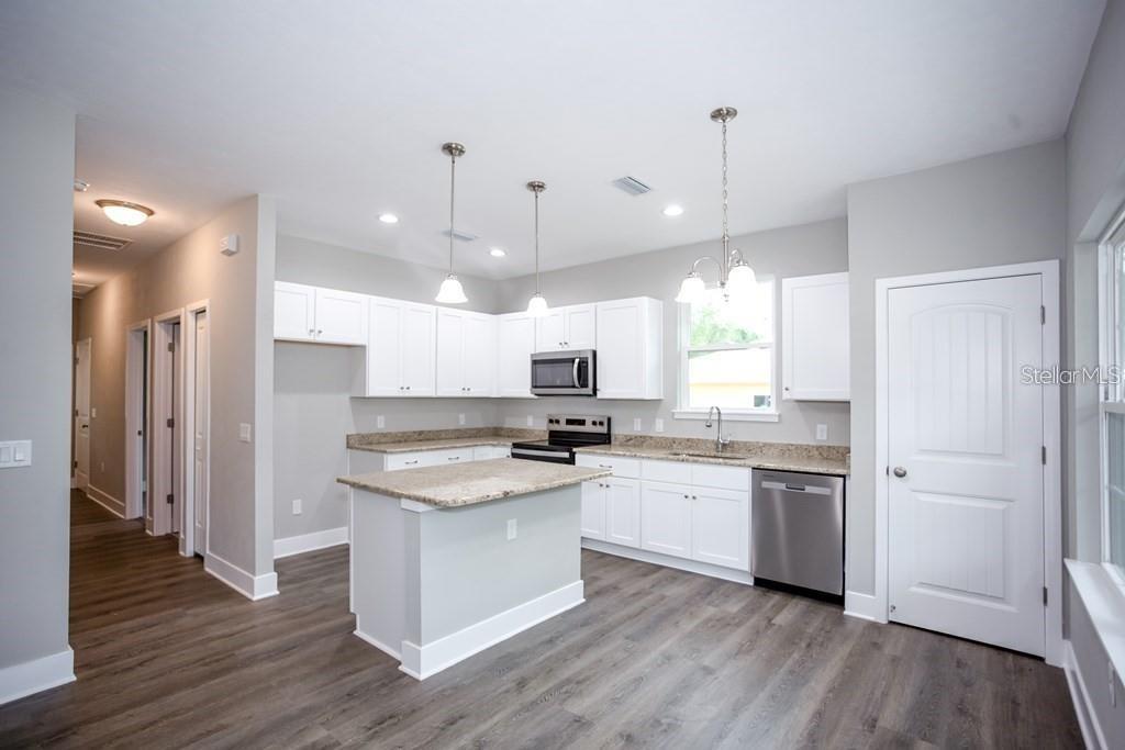 Image 5 of 7 For 7312 78th Place