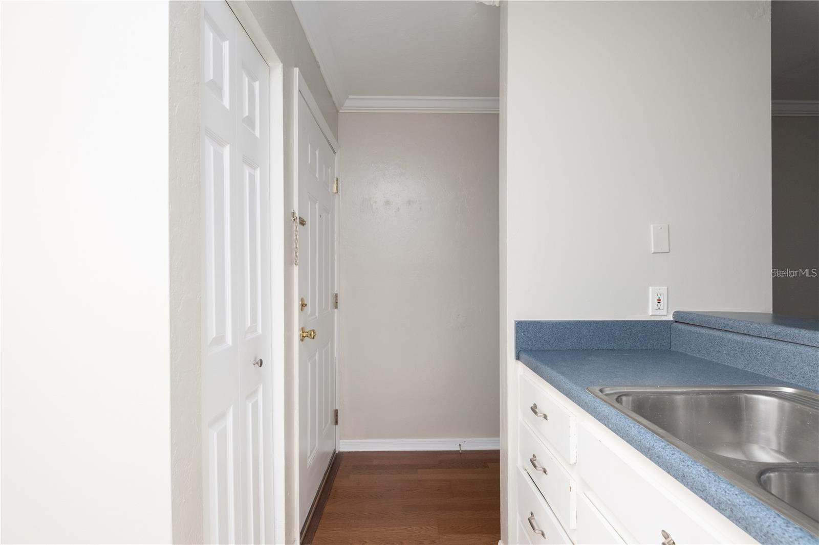 Image 10 of 24 For 6105 8th Lane
