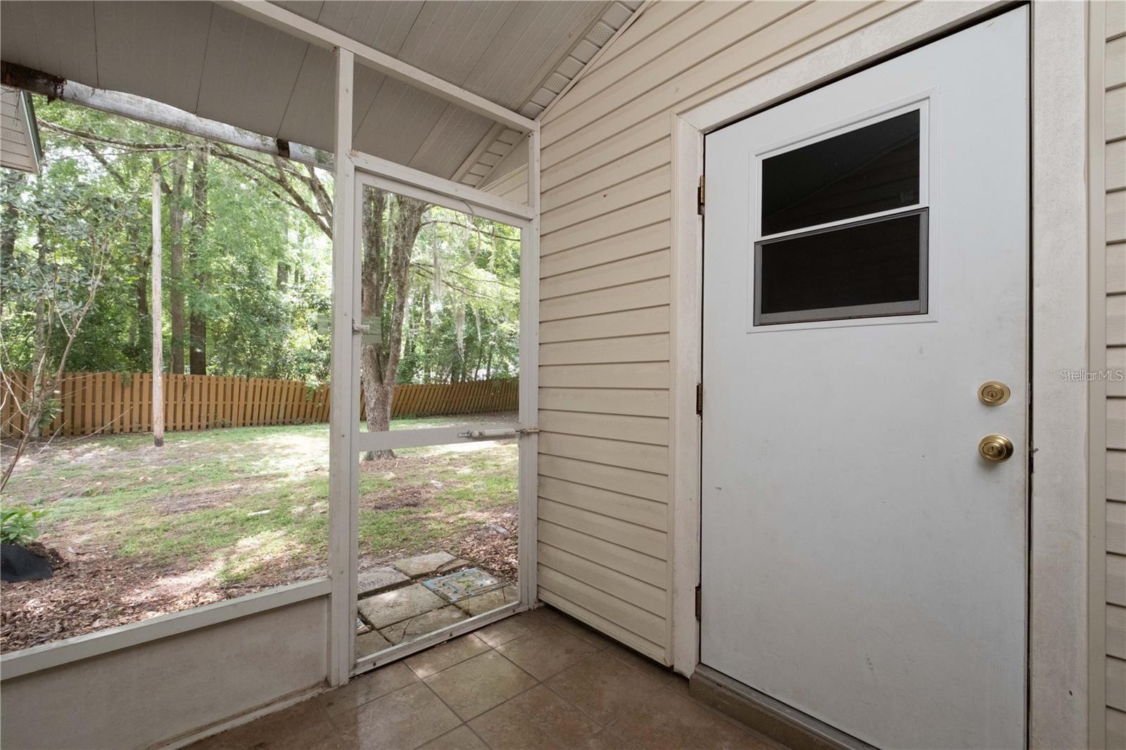 Image 20 of 24 For 6105 8th Lane