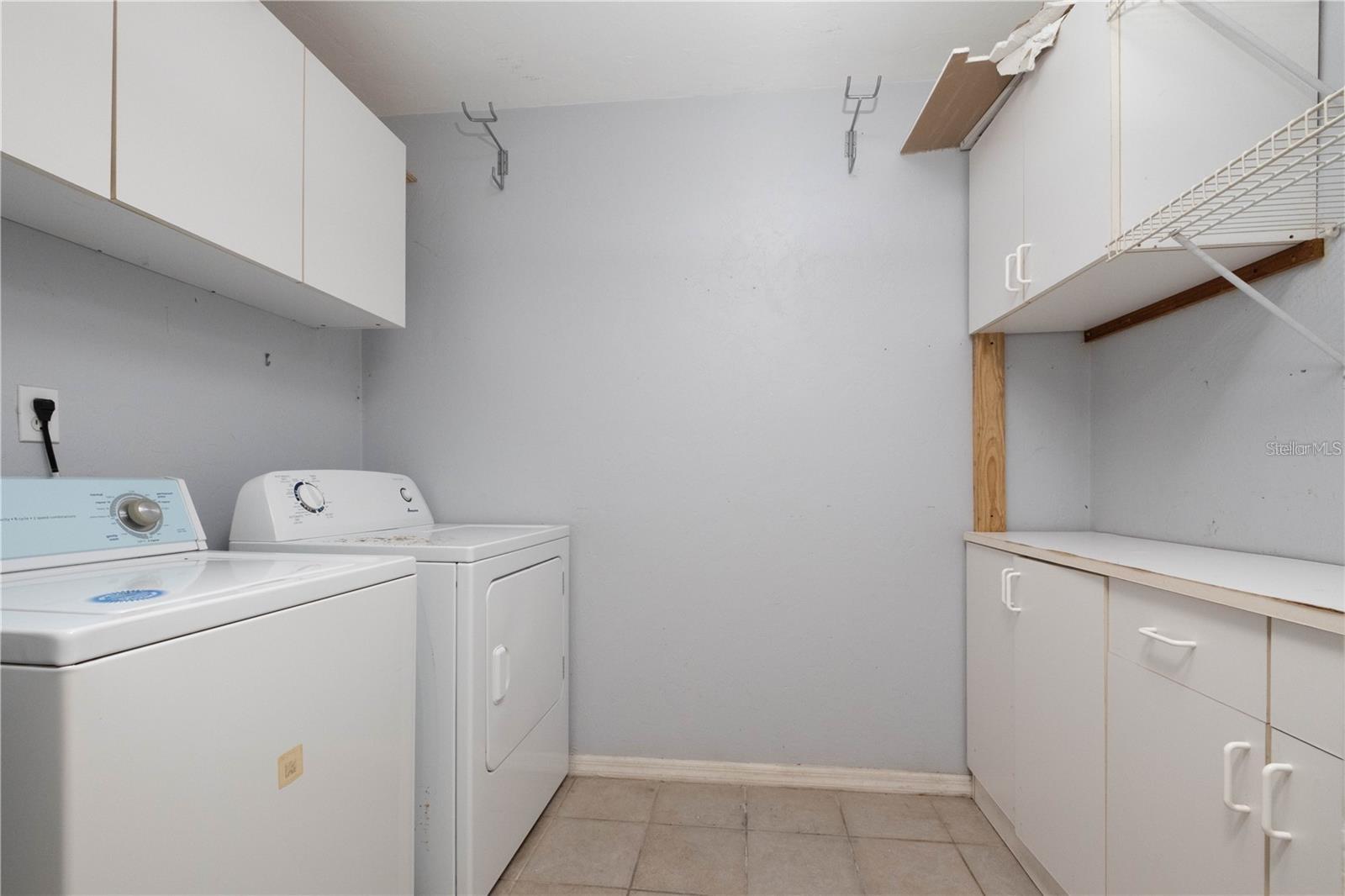 Image 21 of 24 For 6105 8th Lane