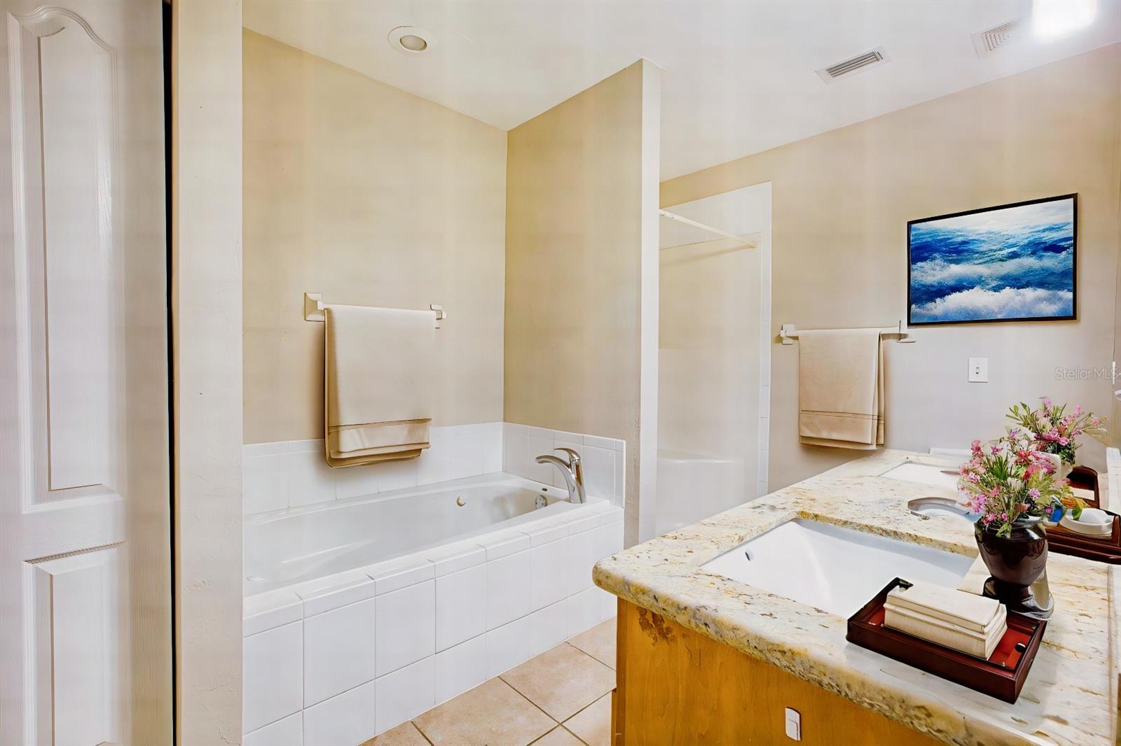 Image 19 of 26 For 25251 15th Avenue