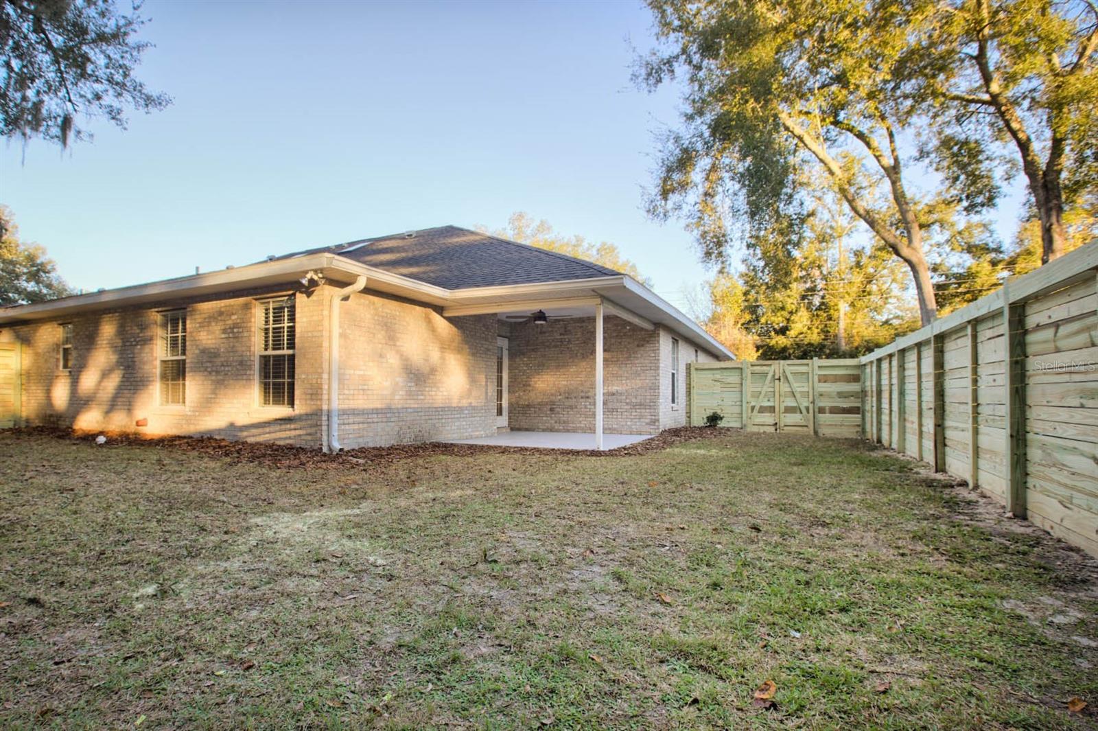 Image 24 of 26 For 25251 15th Avenue