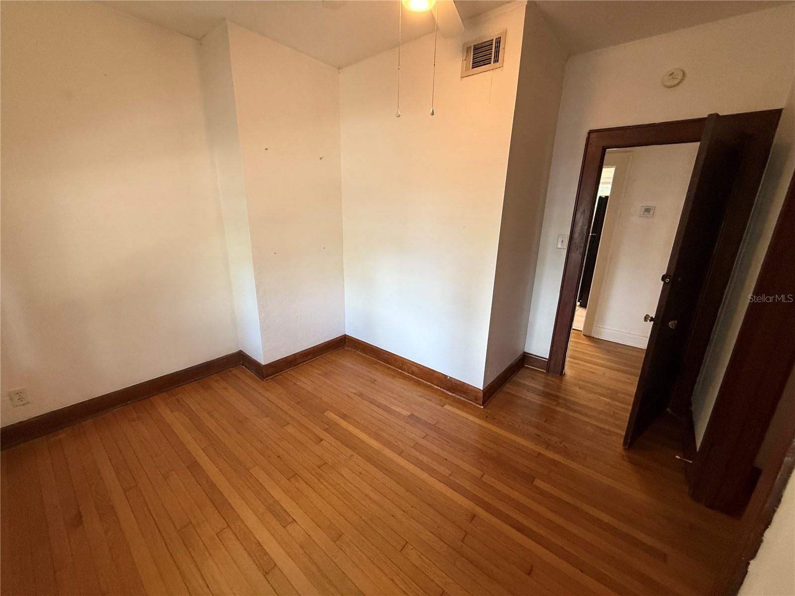 Image 12 of 15 For 113 11th Street