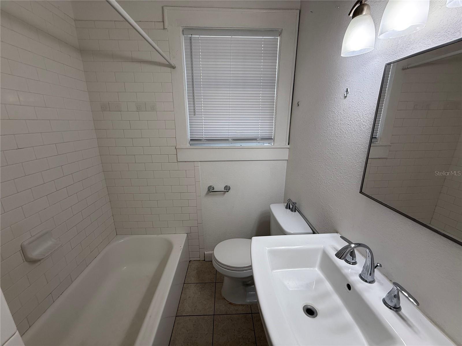 Image 14 of 15 For 113 11th Street