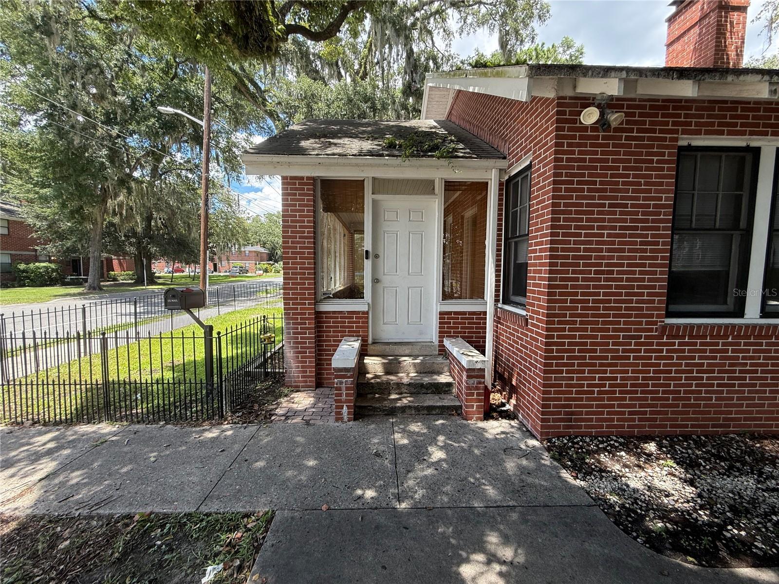 Image 2 of 15 For 113 11th Street