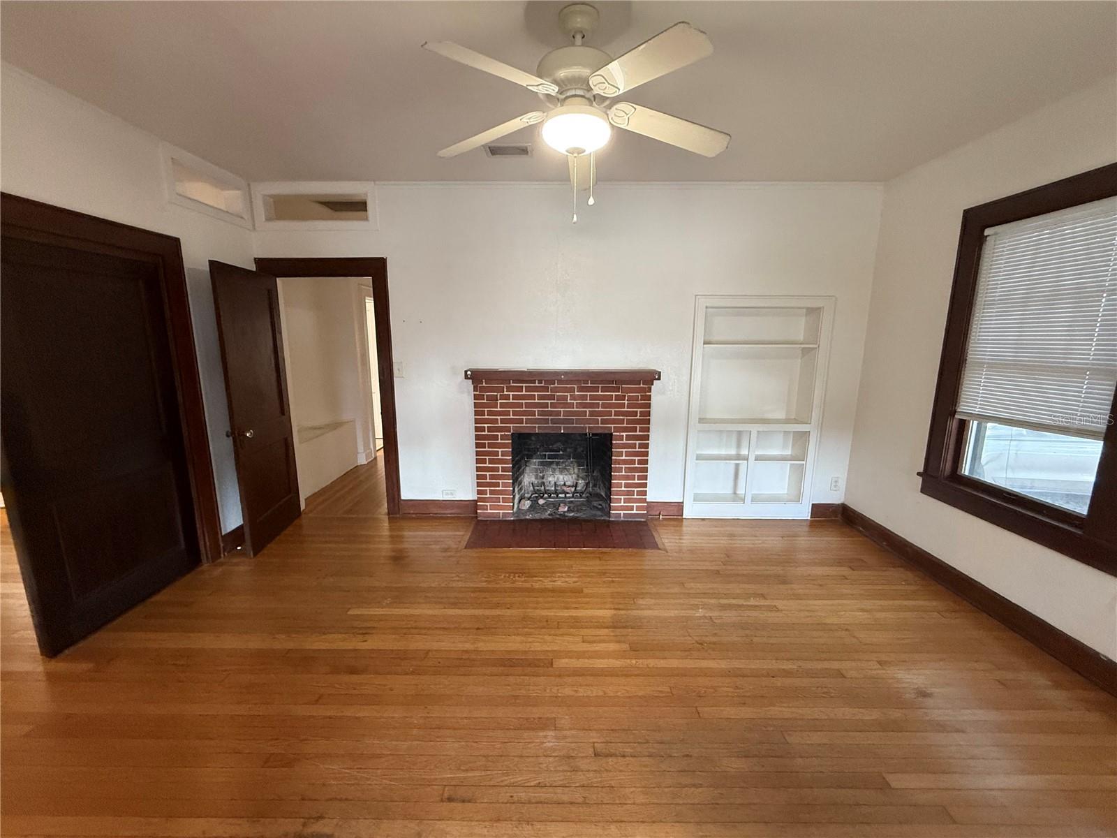 Image 4 of 15 For 113 11th Street