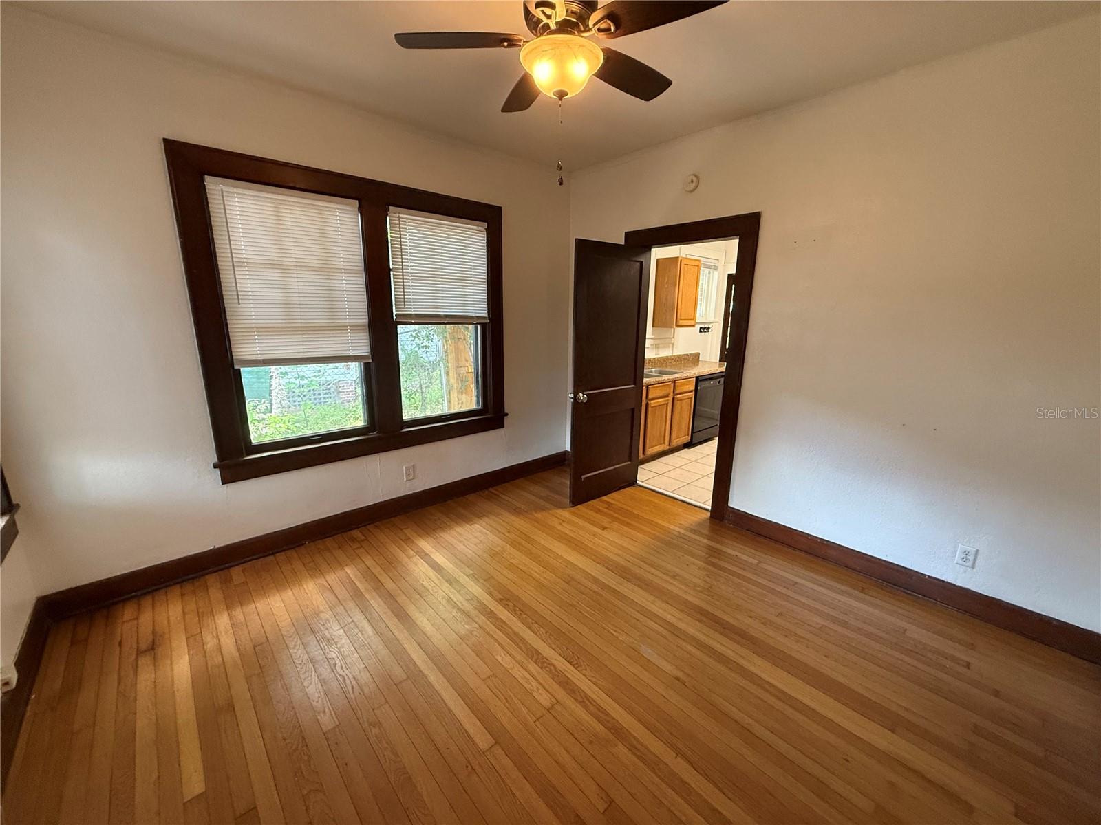 Image 6 of 15 For 113 11th Street