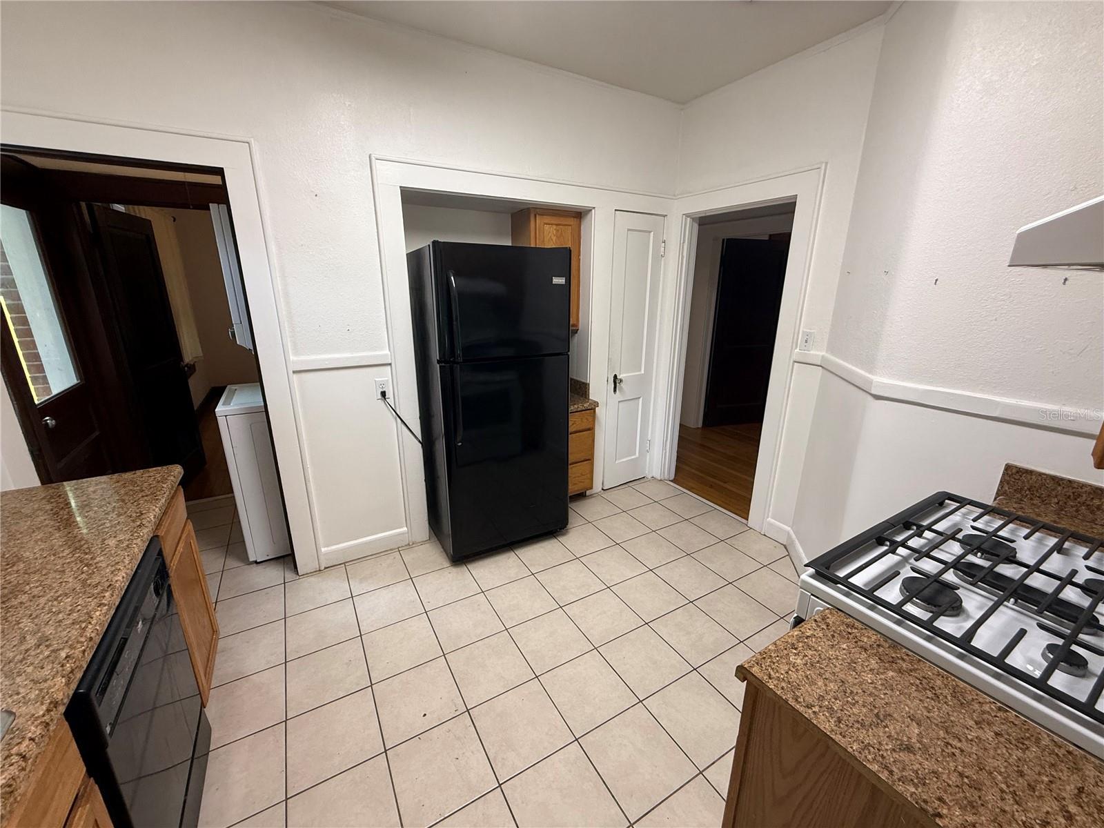 Image 7 of 15 For 113 11th Street