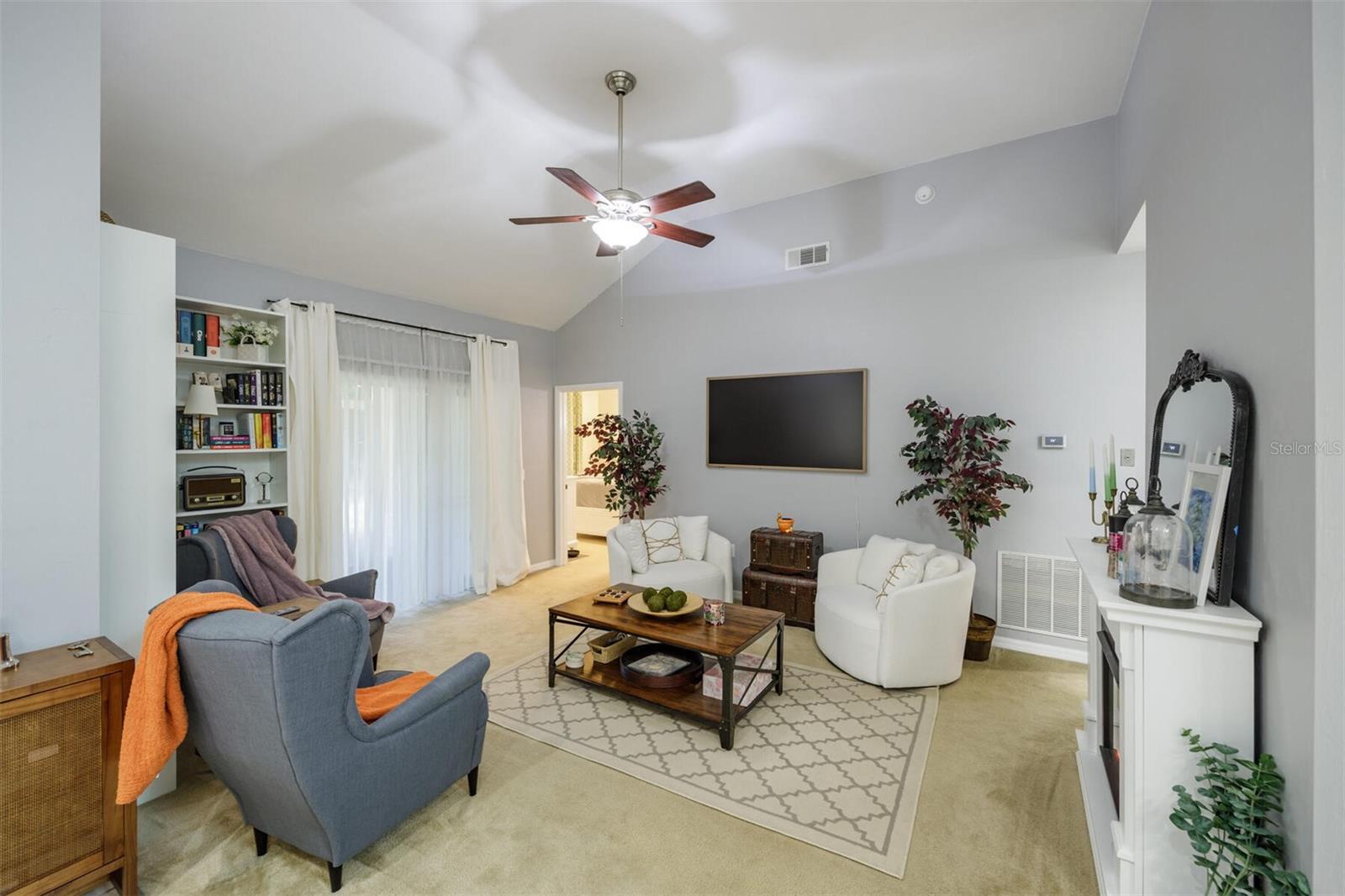 Image 13 of 54 For 13200 Newberry Road C13