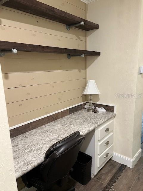 Image 24 of 51 For 6850 88 Lane