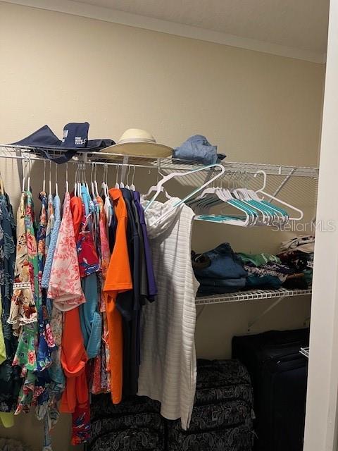 Image 33 of 51 For 6850 88 Lane