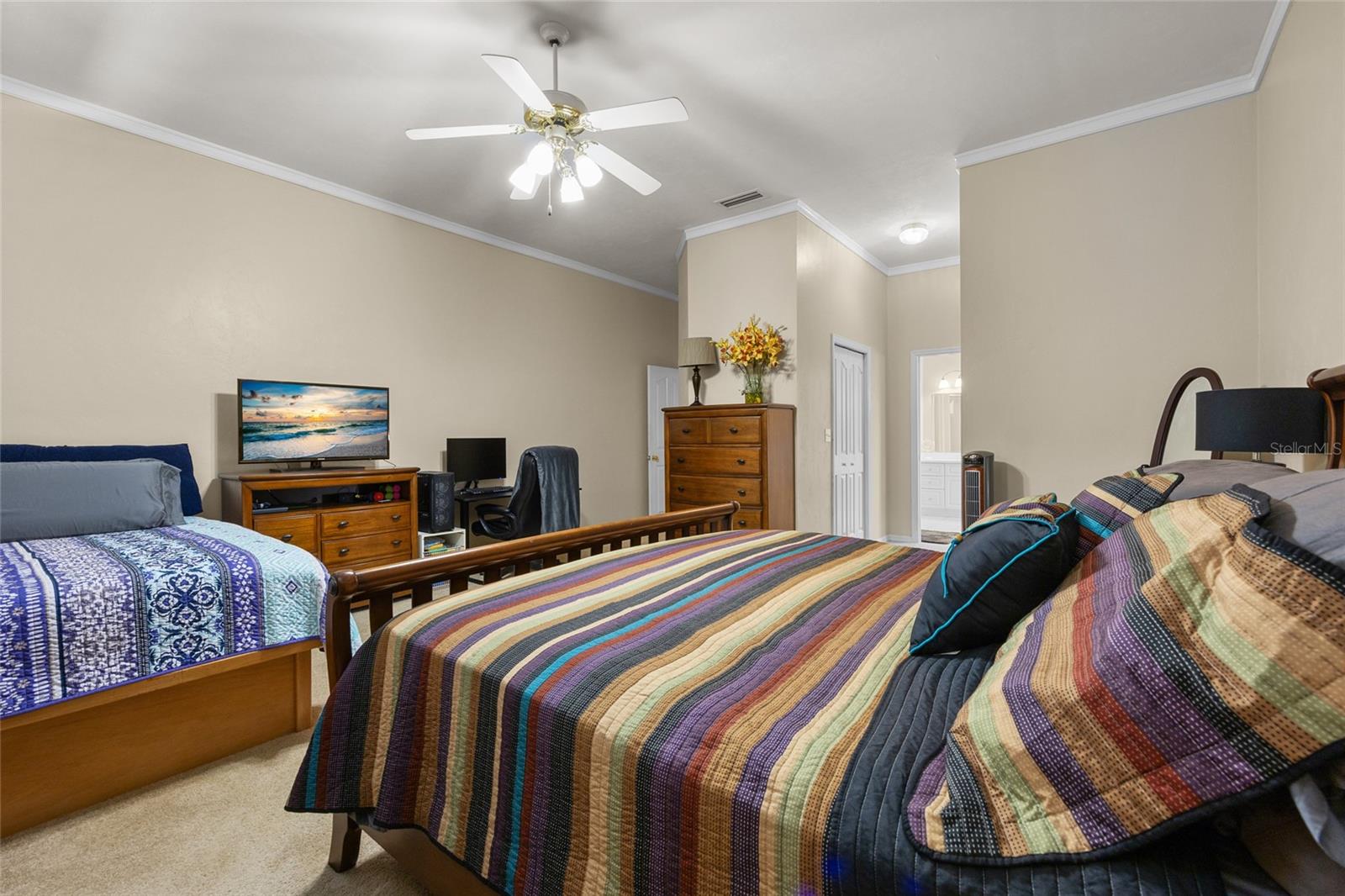 Image 19 of 29 For 7114 49th Street