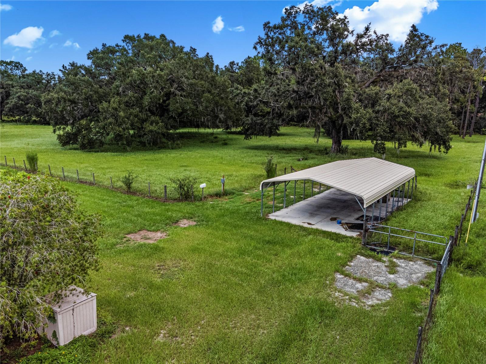 Image 15 of 43 For 6891 88th Lane