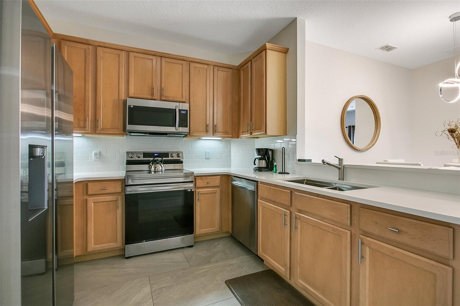 Image 11 of 27 For 2727 Oakwater Drive 124