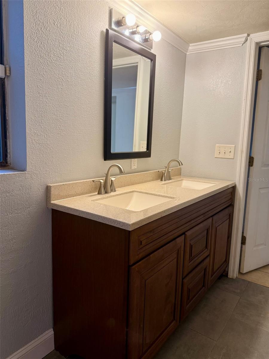 Image 24 of 25 For 4821 37th Drive