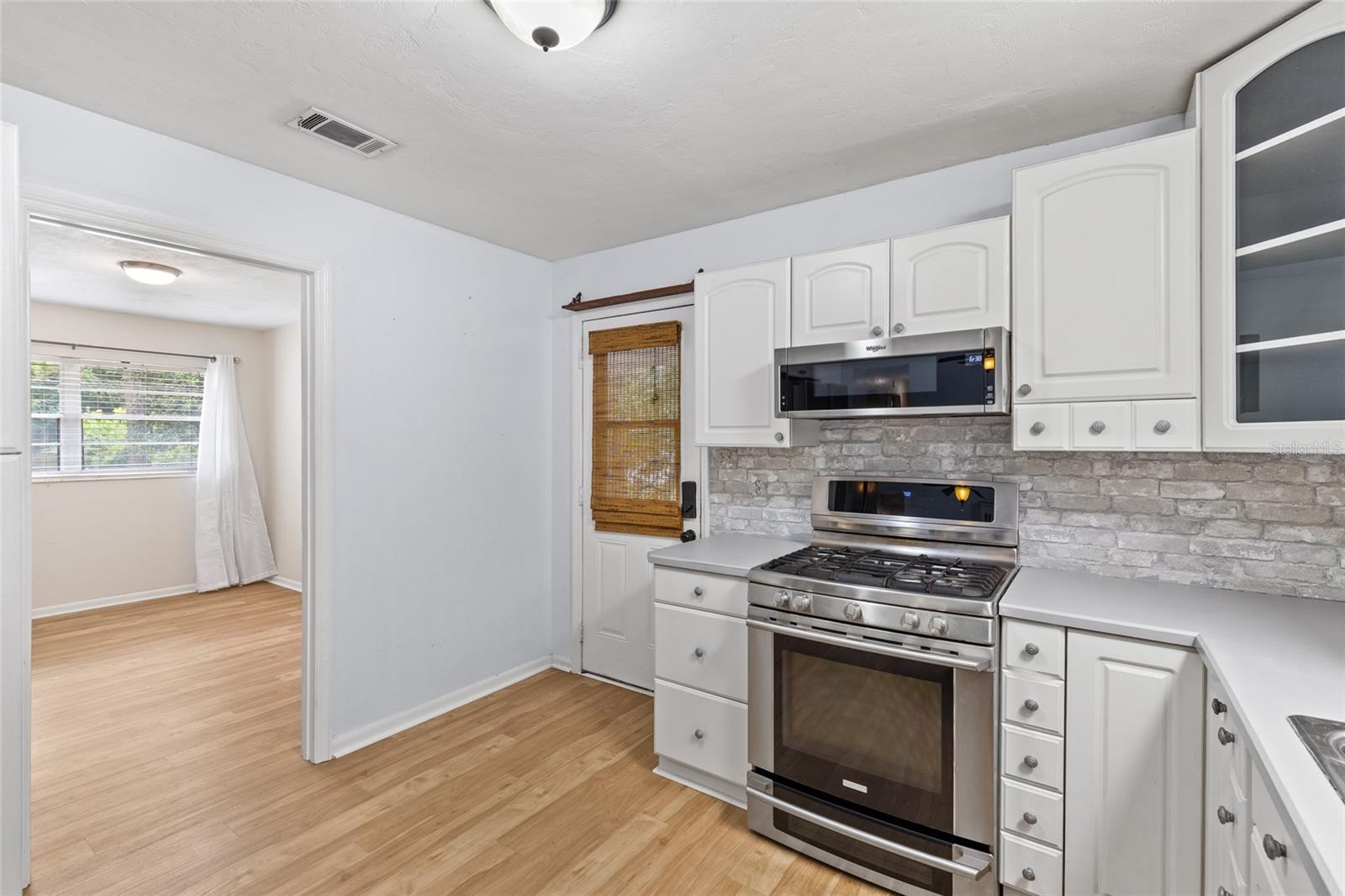 Image 11 of 36 For 501 52nd Terrace