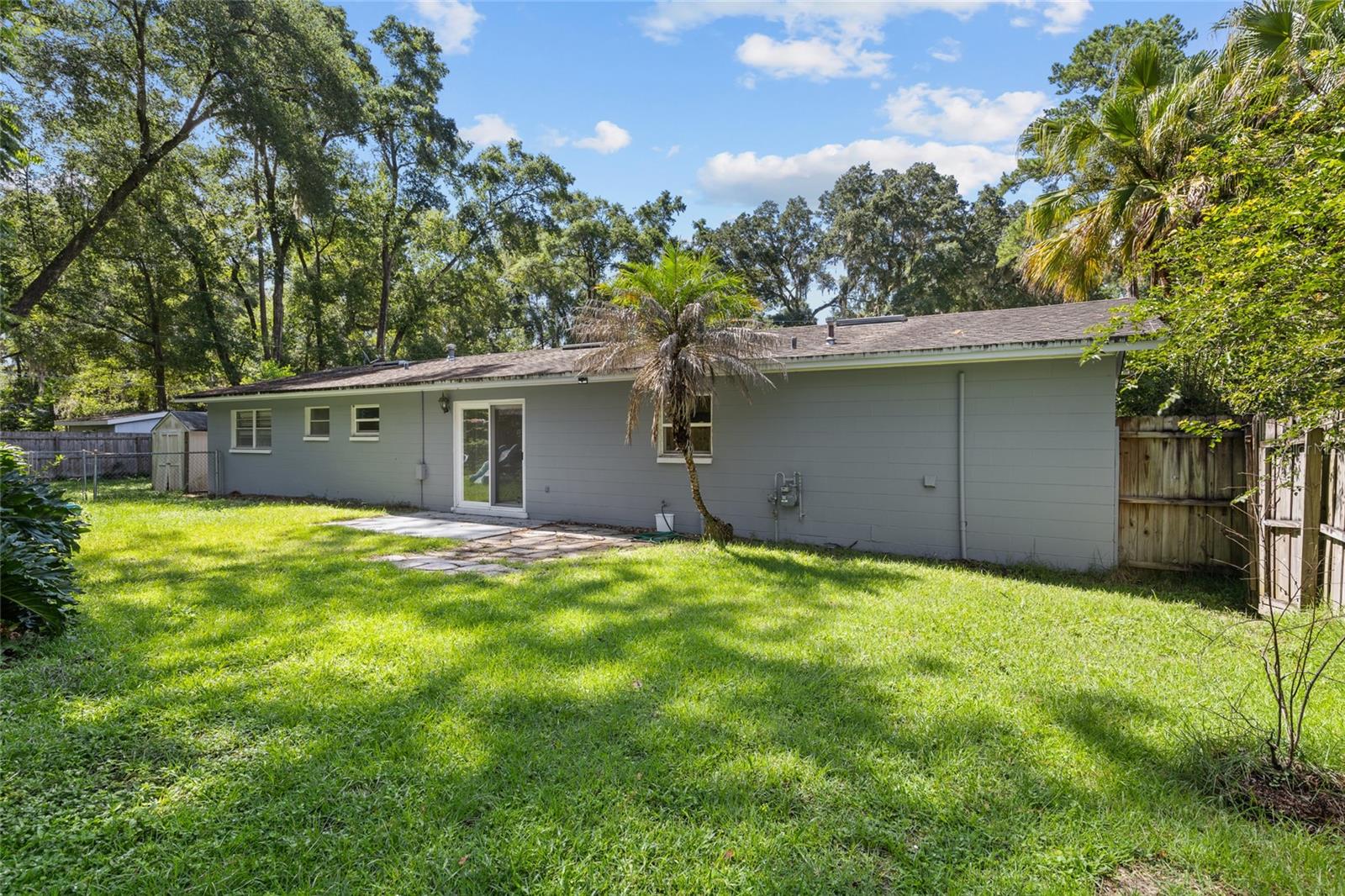 Image 22 of 36 For 501 52nd Terrace