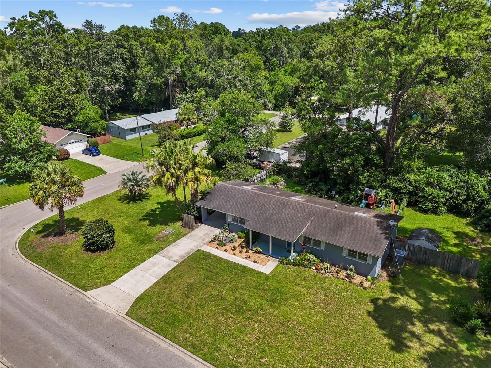 Image 34 of 36 For 501 52nd Terrace