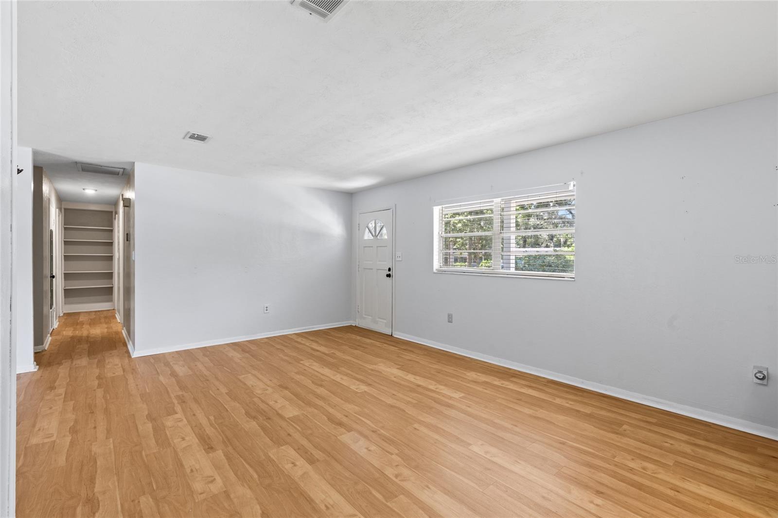 Image 4 of 36 For 501 52nd Terrace