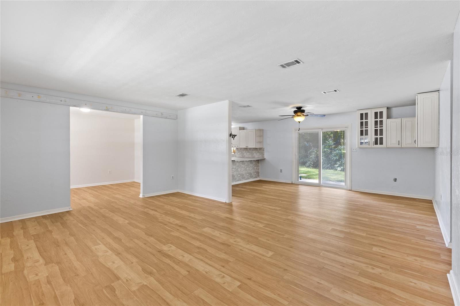 Image 5 of 36 For 501 52nd Terrace
