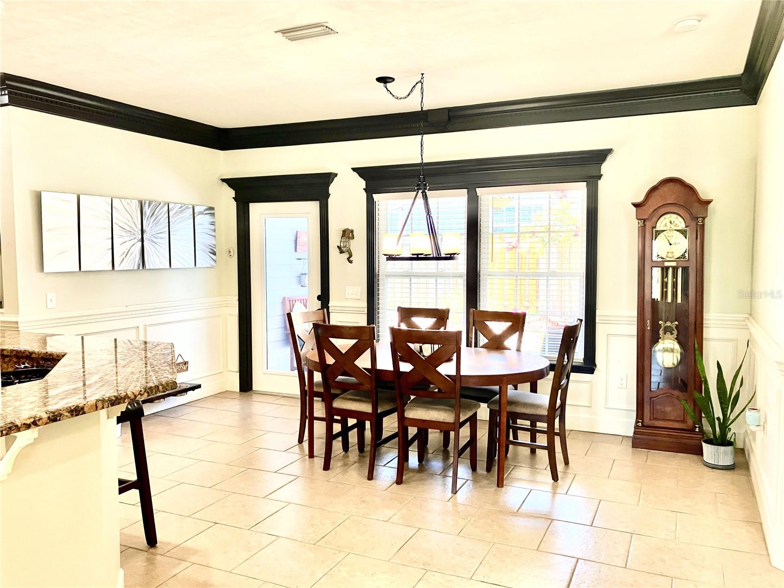 Image 11 of 27 For 22713 191st Lane